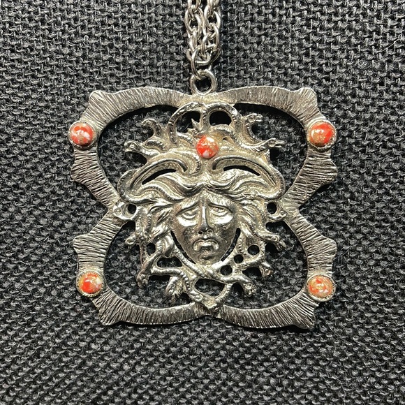 Jewelry - Vintage Medusa statement pendant